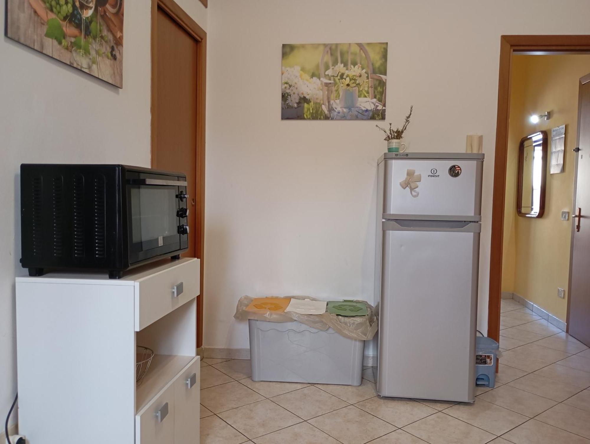 A Casa Di Ste - Vicino Aeroporto Falcone Borsellino Carini Exteriör bild